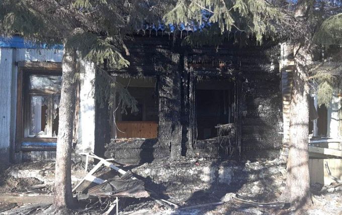 Поджог административного здания в Бурятии взяли на контроль в Следкоме России