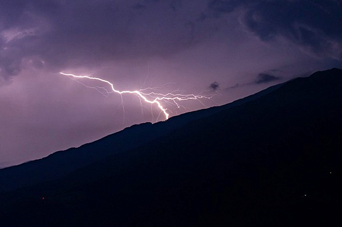 Туриста ударила молния в горах Бурятии