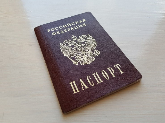 В России просроченные права и паспорта продлили из-за коронавируса