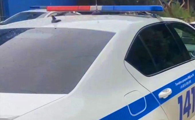 В Улан-Удэ подросток угнал из автомойки фургон клиента