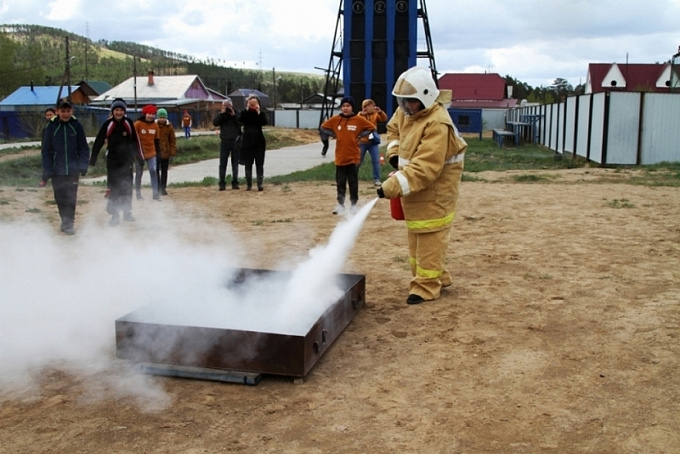 В Бурятии прошли соревнования среди юных пожарных