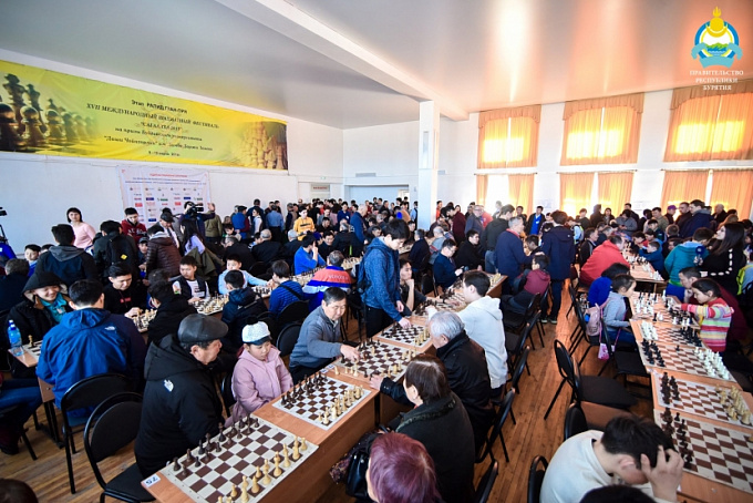 В Бурятии стартовал всероссийский турнир по быстрым шахматам