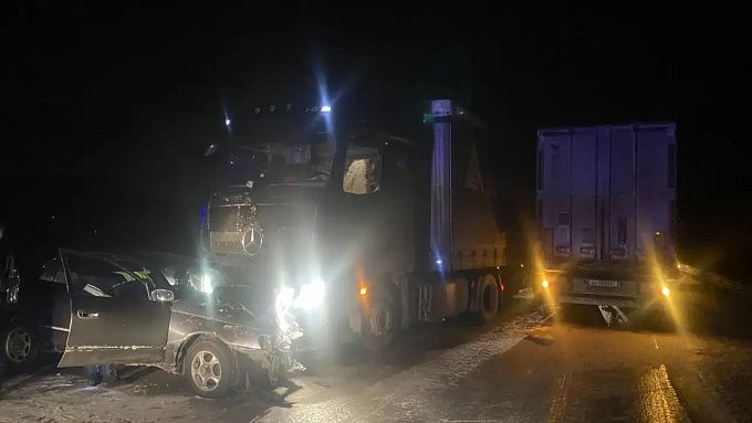 ДТП с двумя большегрузами произошло в пригороде Улан-Удэ