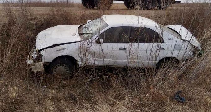 Водитель Toyota Crown разбился насмерть на трассе в Бурятии