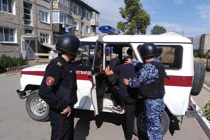 В Бурятии парень обокрал свою бабушку и сбежал в другой регион