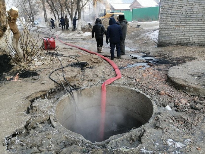 В Улан-Удэ назвали причину крупной коммунальной аварии 