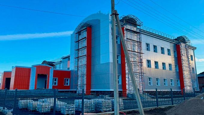 В районе Бурятии возводят новое здание поликлиники