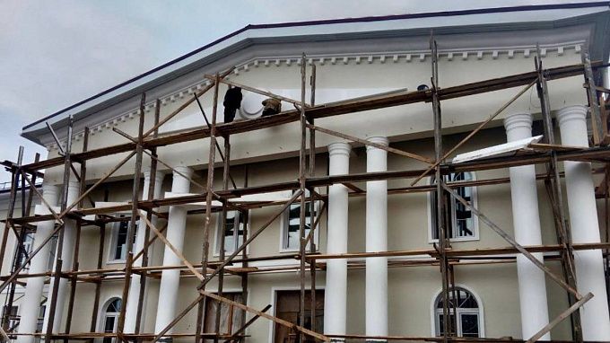 Реконструкцию Дома культуры в Кяхте завершит новый подрядчик 