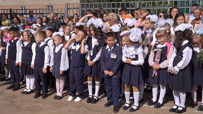 Школы Улан-Удэ начинают приём в первый класс