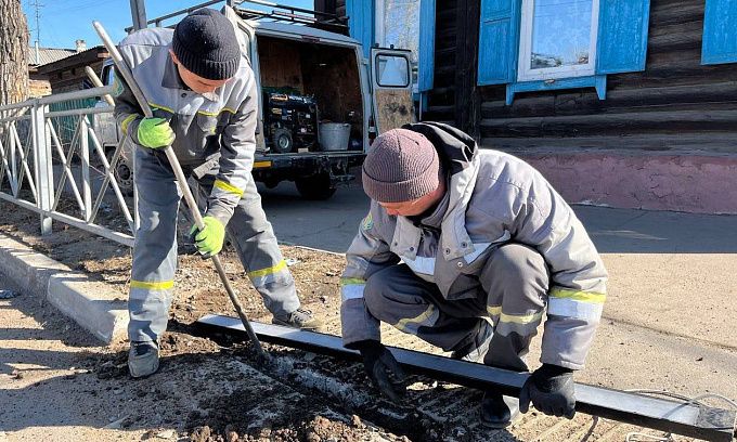 В Улан-Удэ еще 12 светофоров «уложили» под ноги пешеходов