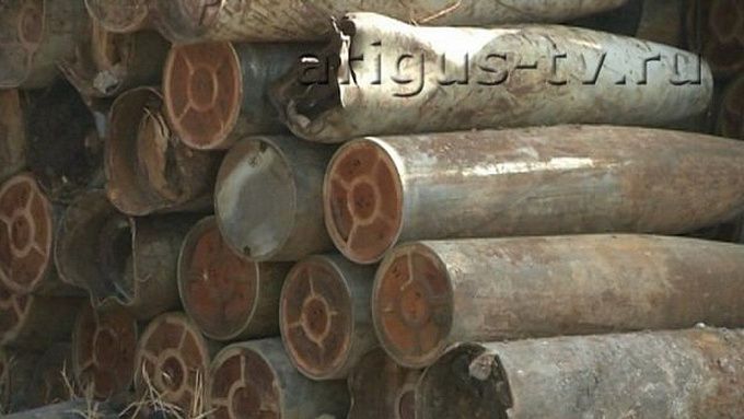 15 снарядов нашли на заброшенном заводе в Бурятии