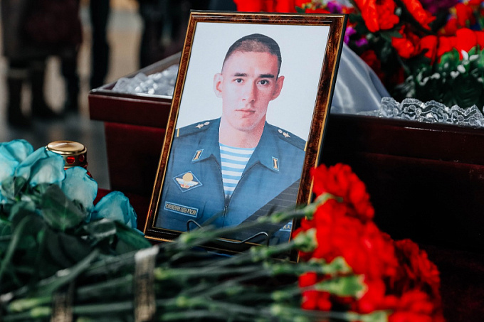 В Улан-Удэ простились еще с одним военнослужащим, погибшим на Украине