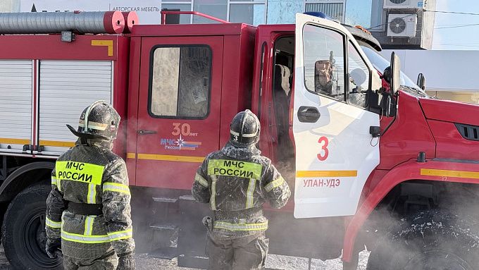 Уголовное дело возбудили по пожару в торговом центре Улан-Удэ 