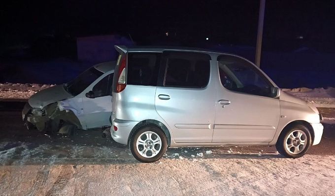 Двое детей получили ушибы в тройном ДТП в Бурятии