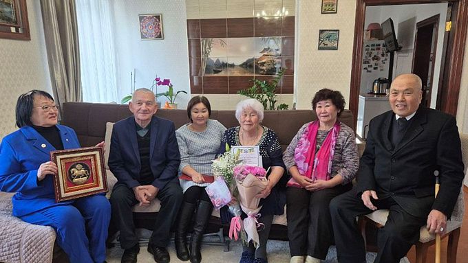 90-летний юбилей отметила участница трудового фронта из Бурятии
