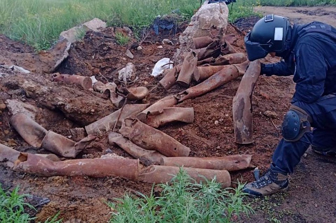 В Улан-Удэ обнаружили склад с боевыми снарядами