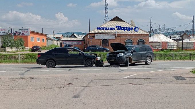 Автоледи на внедорожнике устроила ДТП с пострадавшими в Бурятии