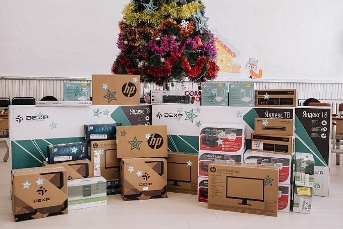 Tele2 закупила цифровое оборудование для детского центра «Звездный»