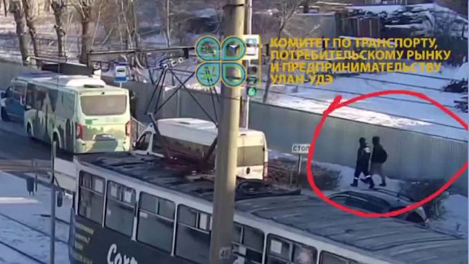 Перебегал на «красный»: подросток попал под колеса машины в Улан-Удэ. ВИДЕО