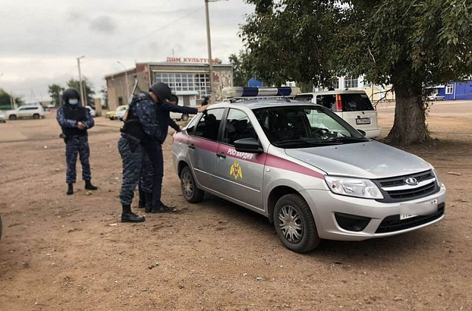 Подростки угнали автомобиль