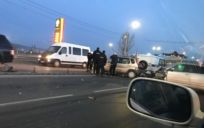 В Улан-Удэ произошло ДТП с четырьмя автомобилями. Виновник был пьян (ФОТО)