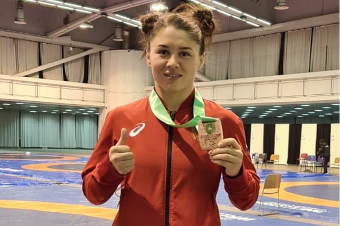 Спортменка из Бурятии завоевала бронзу Кубка мира по женской борьбе