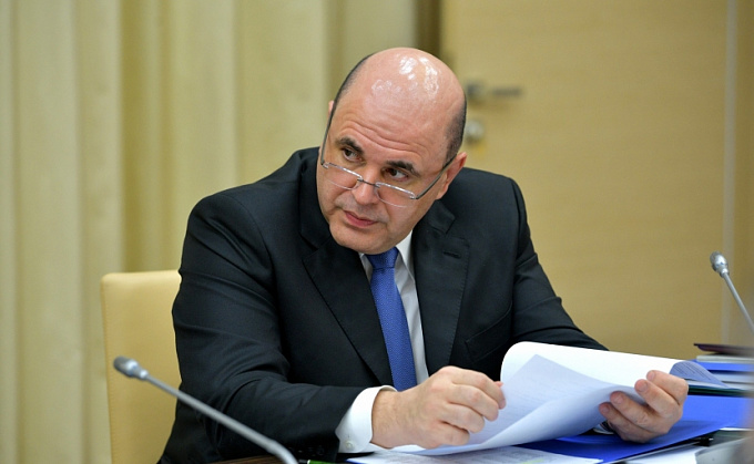 Премьер-министр России поручил регионам рекомендовать гражданам ограничить поездки
