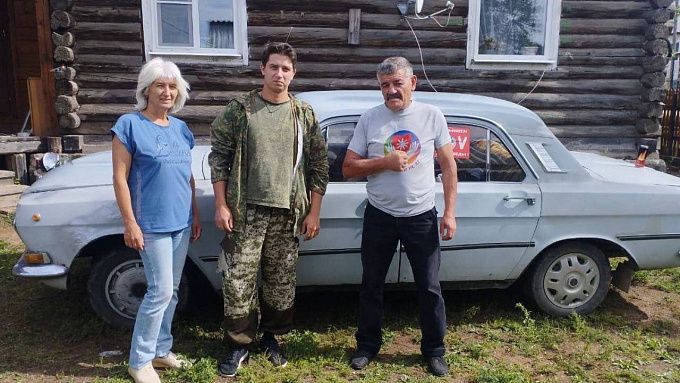 Семья из Бурятии передала «Волгу» бойцу на СВО