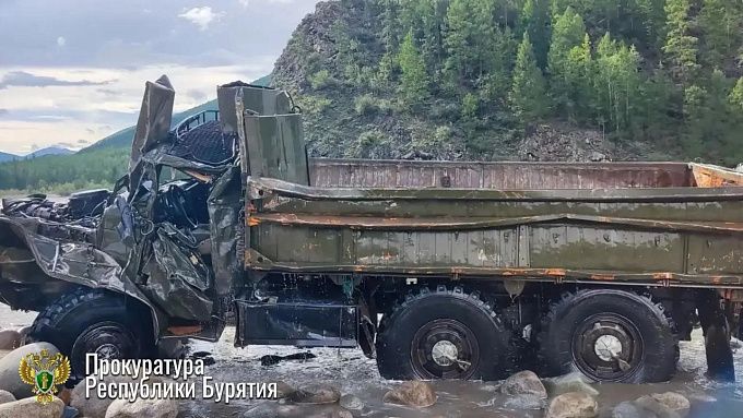 Уголовное дело завели на водителя грузовика после гибели пассажиров в Бурятии. ОБНОВЛЕНО