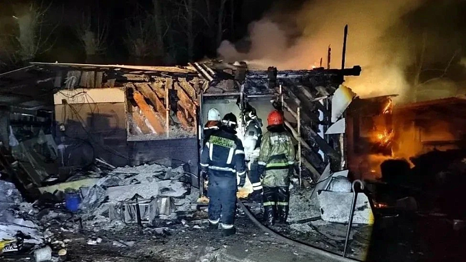 Улан-удэнец получил ожоги, спасая имущество от огня