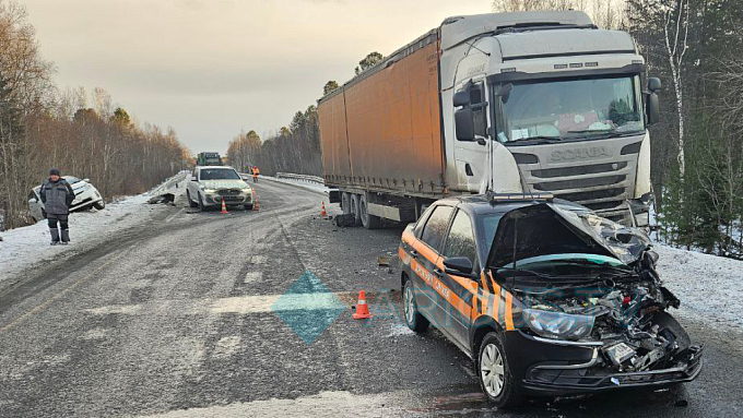 Два человека пострадали в массовом ДТП в Бурятии