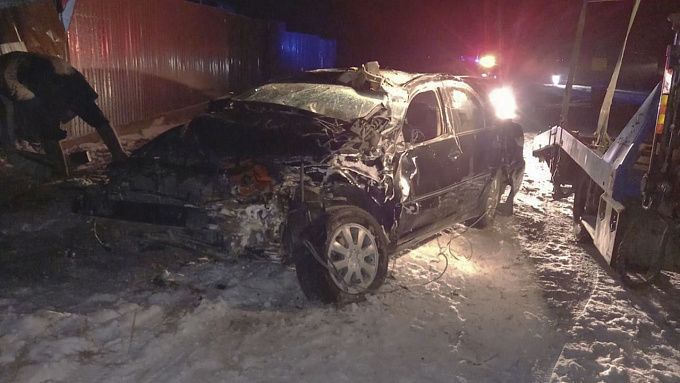 В Улан-Удэ водитель «Тойоты» разбился насмерть. Пассажир в больнице