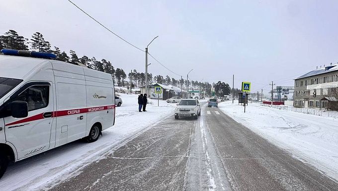 В Улан-Удэ на пешеходном переходе сбили женщину