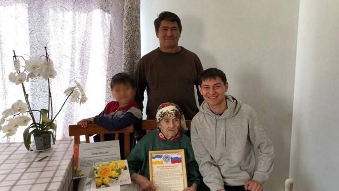 В Бурятии труженица тыла отметила 95-летний юбилей