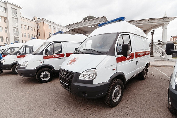 Больницы Бурятии получили 18 новых машин скорой помощи