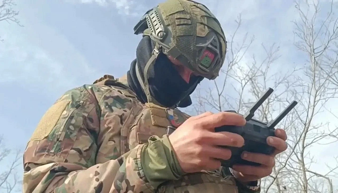 Боевым дронам ищут пилотов