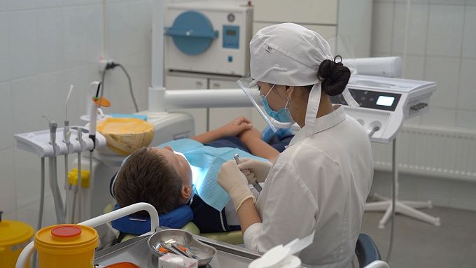 Когда юным жителям Бурятии нужно впервые посетить стоматолога