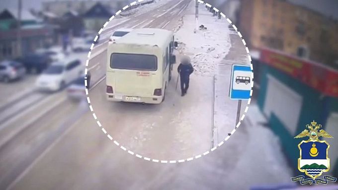 Пассажир обокрал водителя автобуса в Улан-Удэ