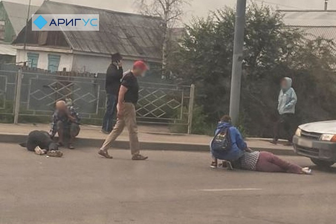 В Улан-Удэ двух пешеходов сбили прямо на «зебре» (ФОТО)