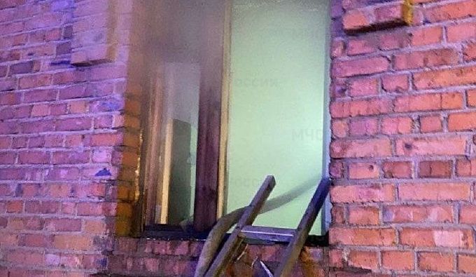 В Улан-Удэ один человек пострадал на пожаре в производственной базе