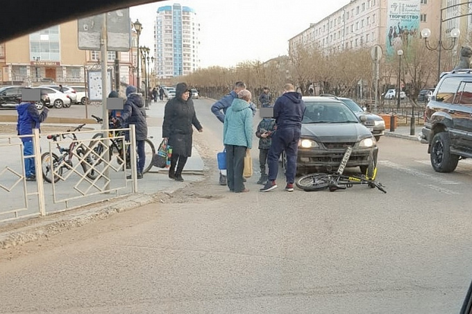 Мальчика-велосипедиста сбили в Улан-Удэ