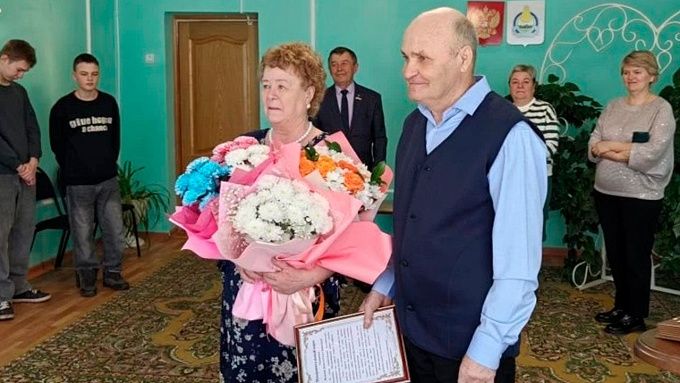 Вместе полвека: семья из Бурятии отметила золотой юбилей