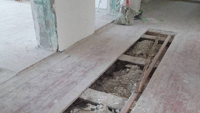 Прокуратура внесла представления главе района Бурятии за некачественный ремонт школы
