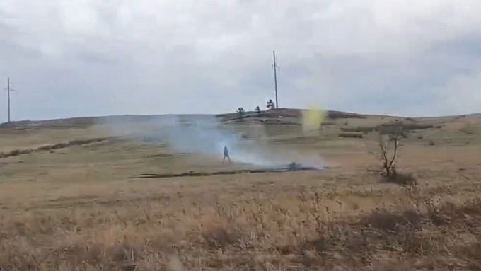 Житель Бурятии едва не устроил пожар в поле, закурив в ветреную погоду