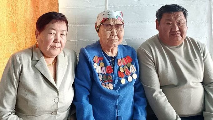 95-летний юбилей отпраздновала долгожительница в Бурятии