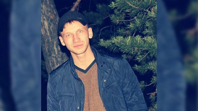 «Где папа?»: жителей Бурятии просят помочь отцу-одиночке вернуться к детям