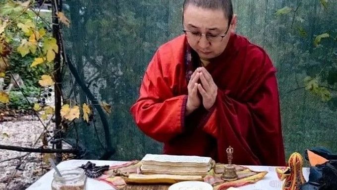 Ширээтэ Баунтовского дацана отправился в зону СВО с гуманитарной миссией. ФОТО