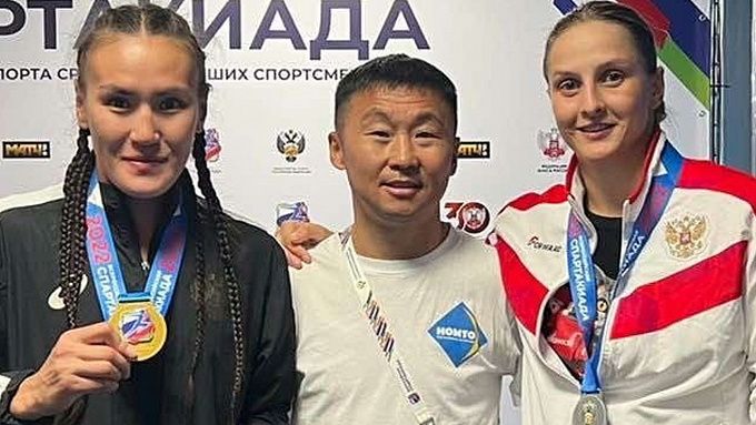 Боксаны из Бурятии завоевали золото и серебро на всероссийской спартакиаде