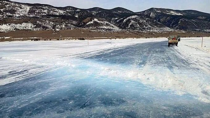 Ледовую переправу на Ольхоне закрыли