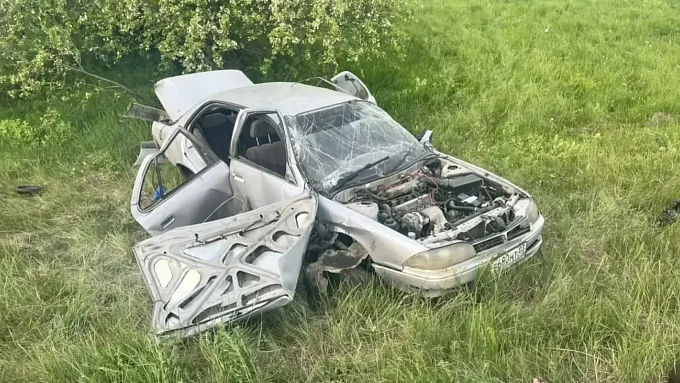 Четверо подростков попали в больницу после аварии в Бурятии